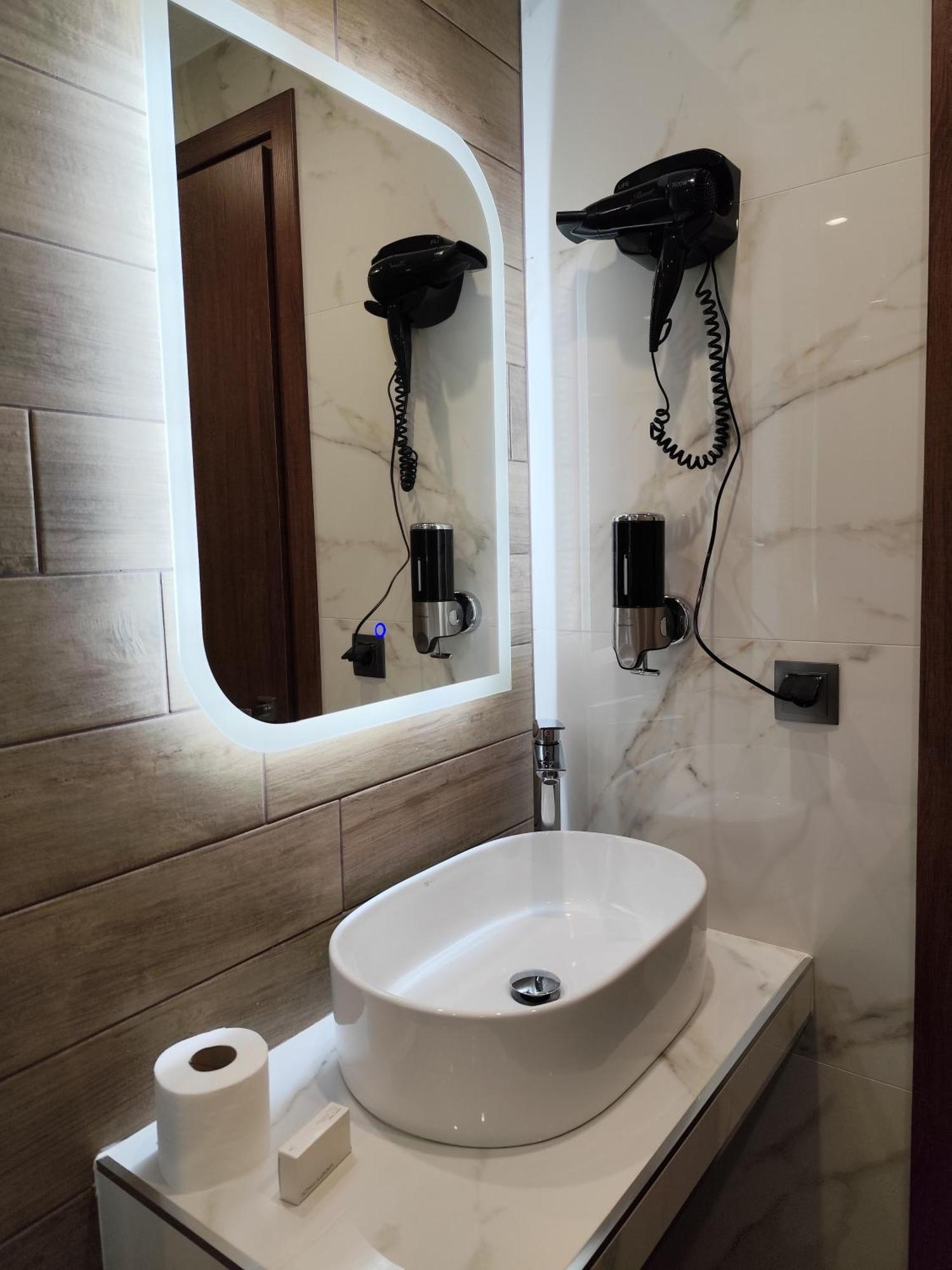 Ζέον Ύδωρ Otel Órma Dış mekan fotoğraf